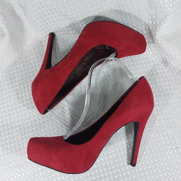 BCBGENERATION! RICH RED VEGAN SUEDE LEATHER PLATFORM STILETTO HEELS! SZ 9.5M - Picture 6 of 12